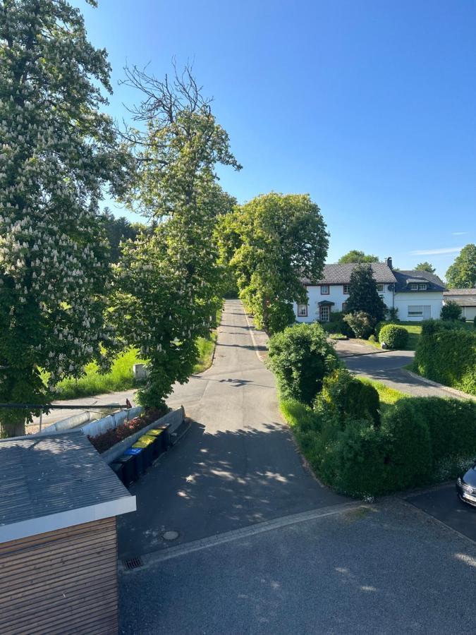 Gleis 1, Eisenbahn Waggon Mit Whirlpool Und Ofen Villa Dahlem  Luaran gambar